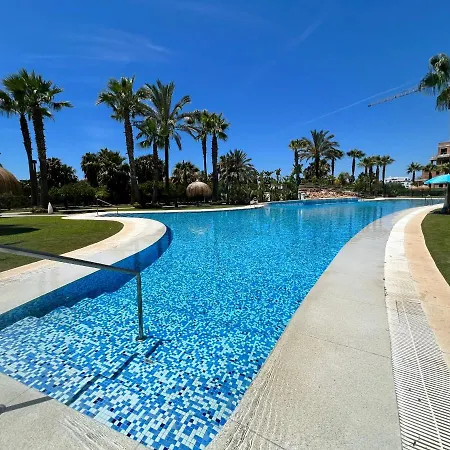 Pushe Playa Granada Beach&golf 6 아파트